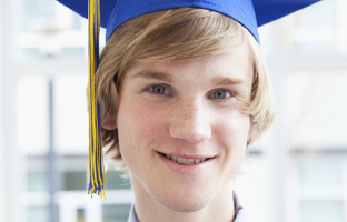 Biogen Idec Is Awarding Up To $50,000 In College Scholarships!